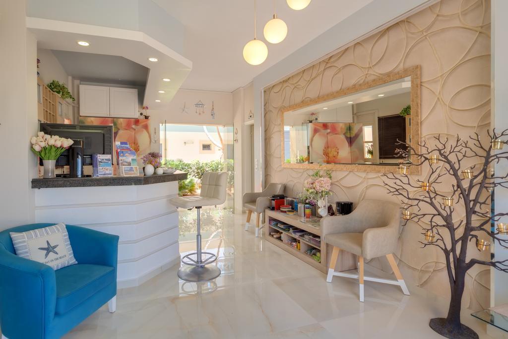 Pyrgos Beach Hotel Apartments Malia Esterno foto