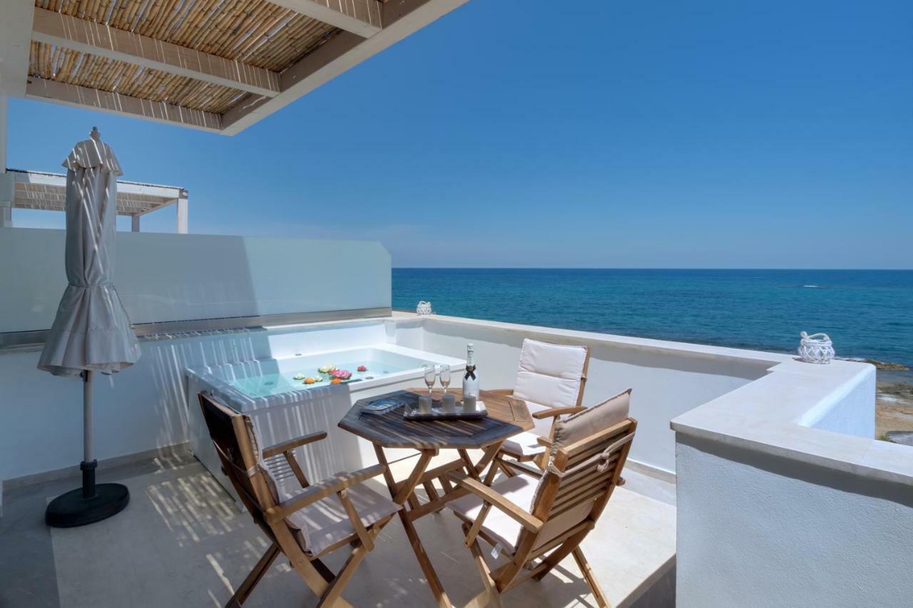 Pyrgos Beach Hotel Apartments Malia Esterno foto