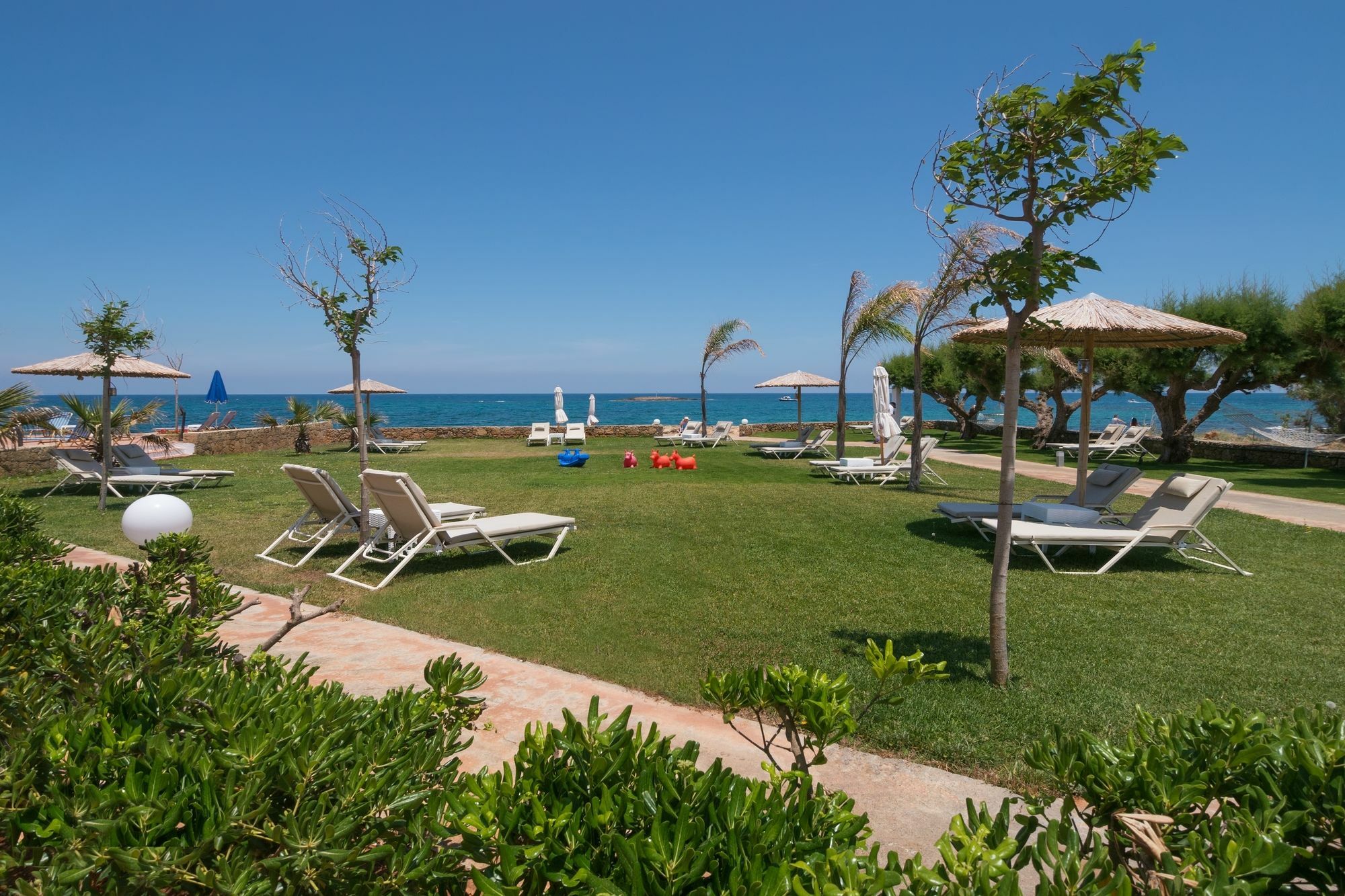 Pyrgos Beach Hotel Apartments Malia Esterno foto